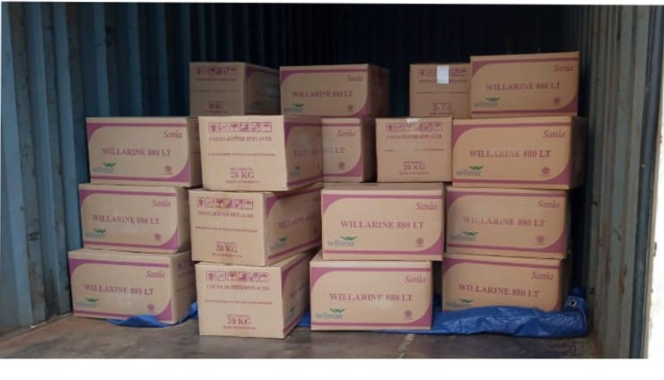 Proses bongkar dan serah terima material produk PT Indomarco Prismatama